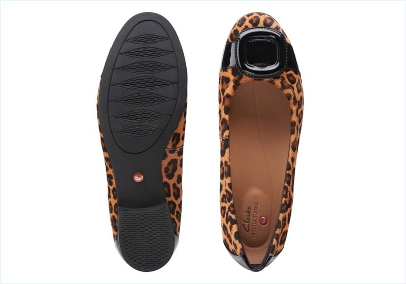  Un Blush Cove / Leopard Print Pony Womens Shoes