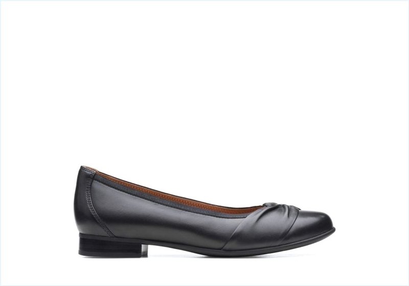  Un Blush Wish / Black Leather Womens Shoes