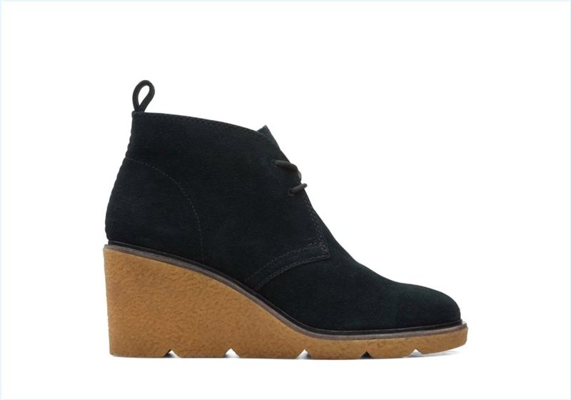  Clarkford DBT / Black Suede Womens Boots