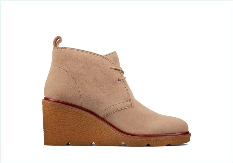  Clarkford DBT / Sand Suede Womens Boots