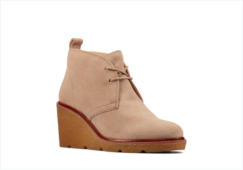  Clarkford DBT / Sand Suede Womens Boots