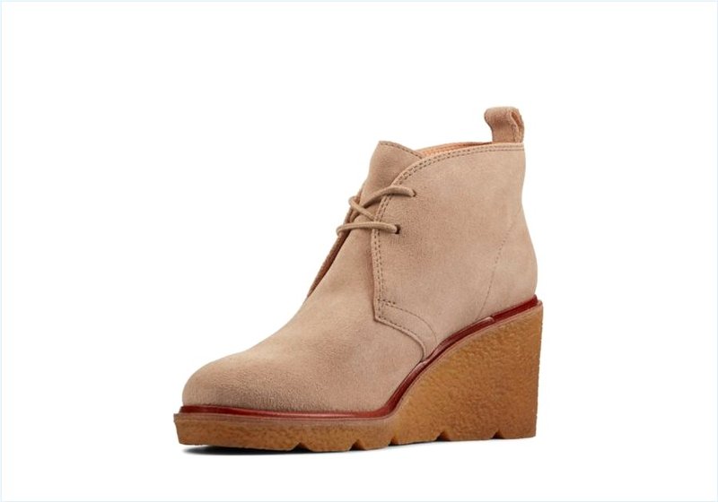  Clarkford DBT / Sand Suede Womens Boots